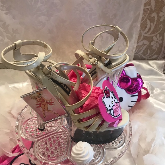 Adorable y2k hot pink heart ๐ glass platforms ๐๐ - Picture 10 of 13